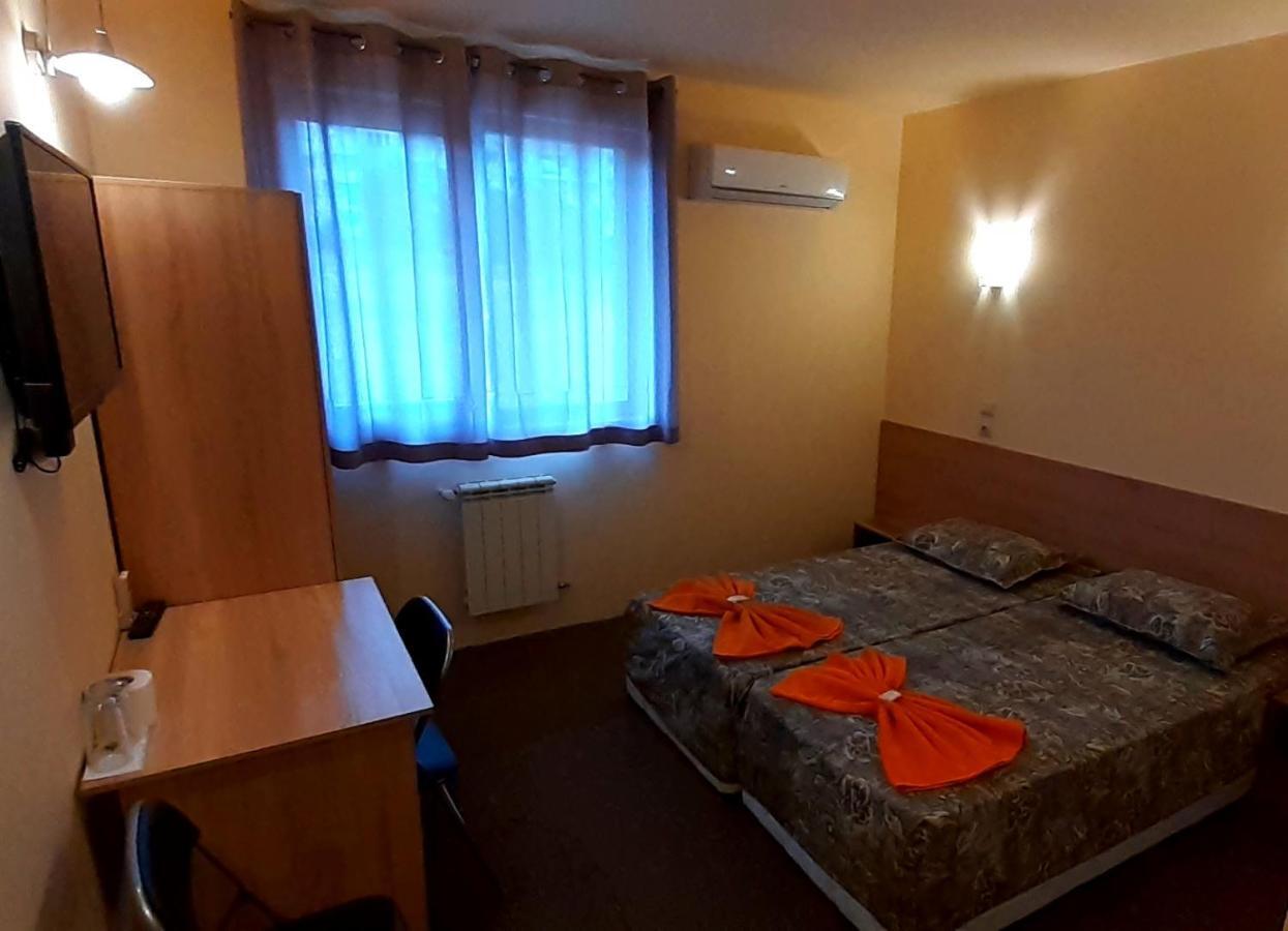 Семеен Хотел Къща Тодорови Stara Zagora Ngoại thất bức ảnh
